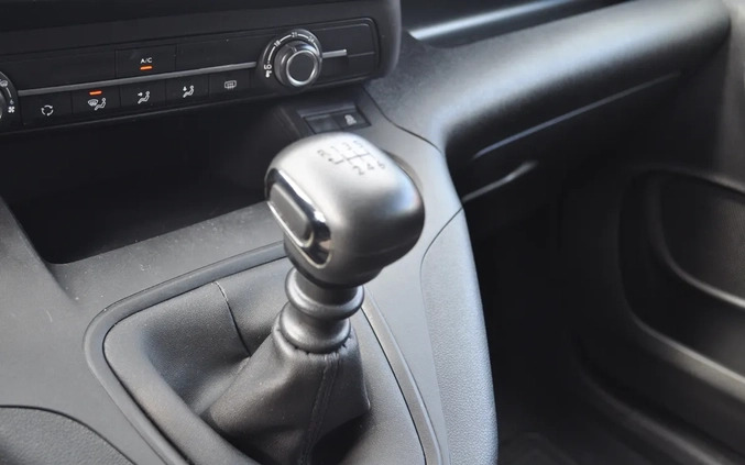 Toyota Proace City Verso cena 62444 przebieg: 188000, rok produkcji 2020 z Przemków małe 781